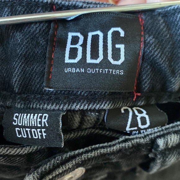 BDG Summer Cut-Off Shorts Size 28 - Picture 3 of 3